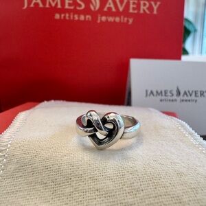 Retired James Avery Jewelry: Heart Knot Sterling Silver Ring - Size 6.5